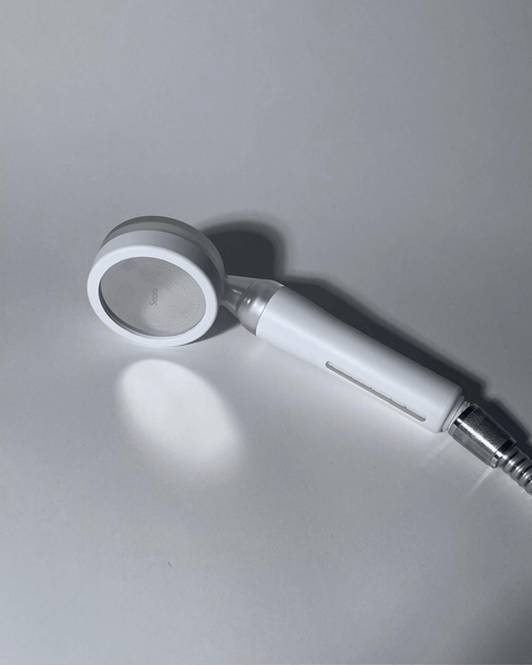 Seoni, le pommeau de douche filtrant - Oh My Cream